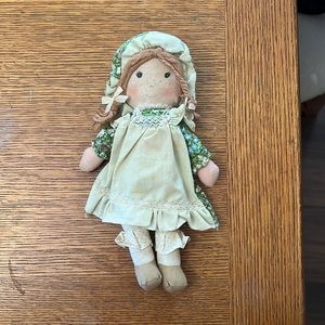 Holly Hobbie’s Friend Amy from Knickerbocker